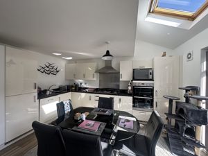 Photo 14- click for photo gallery